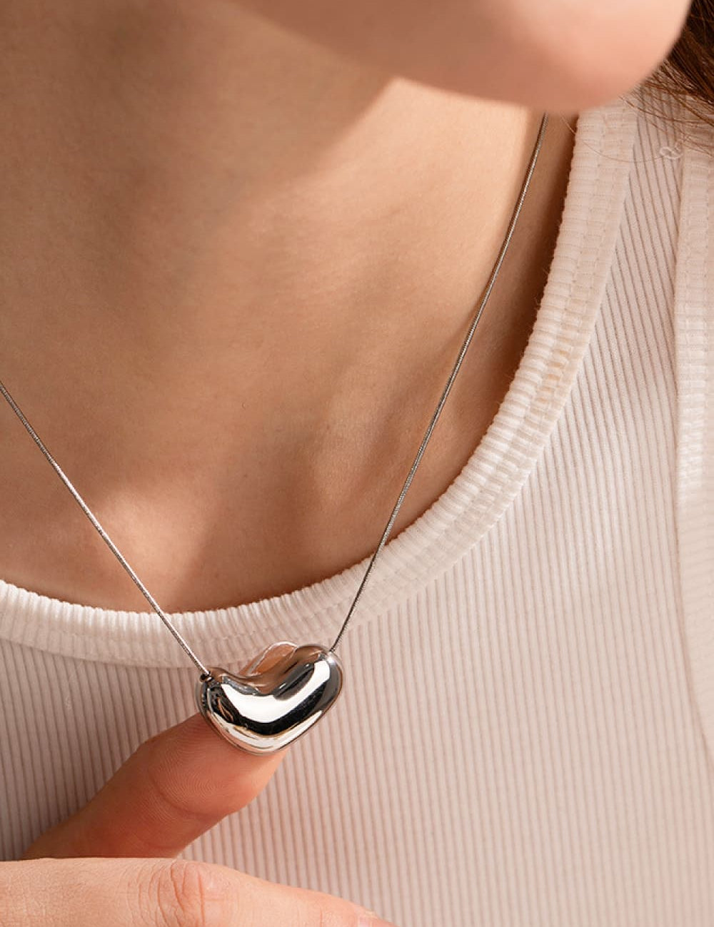 Silver One Size Heart Shape Pendant Necklace | Necklaces Daverri Fashions