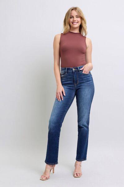 Judy Blue Full Size Washed Straight Leg Jeans with Pockets | Jeans Daverri Fashions