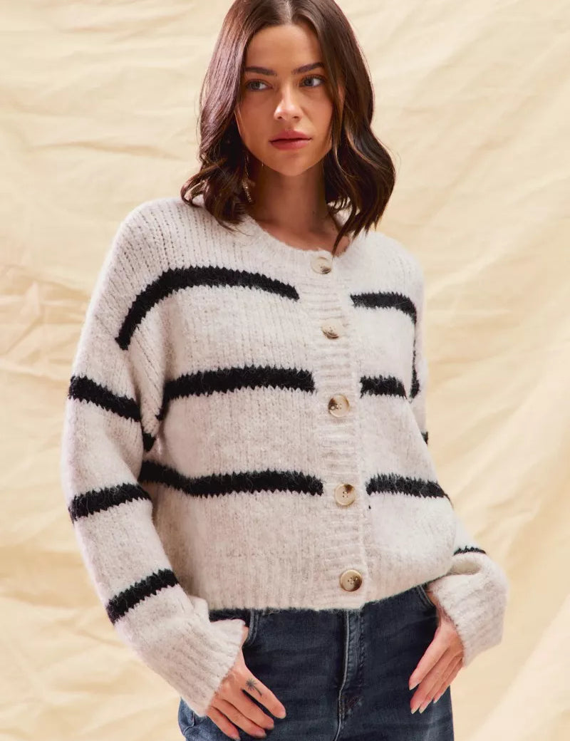 c82334909ecf41d8916a9bfcd6ce1c70-Max-Origin