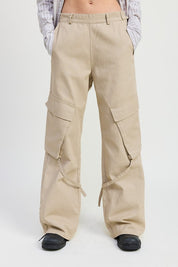 CARGO PANTS WITH POCKET DETAIL | Daverri Fashions