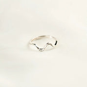 925 Sterling Silver Inlaid Zircon Wave Shape Ring | Rings Daverri Fashions