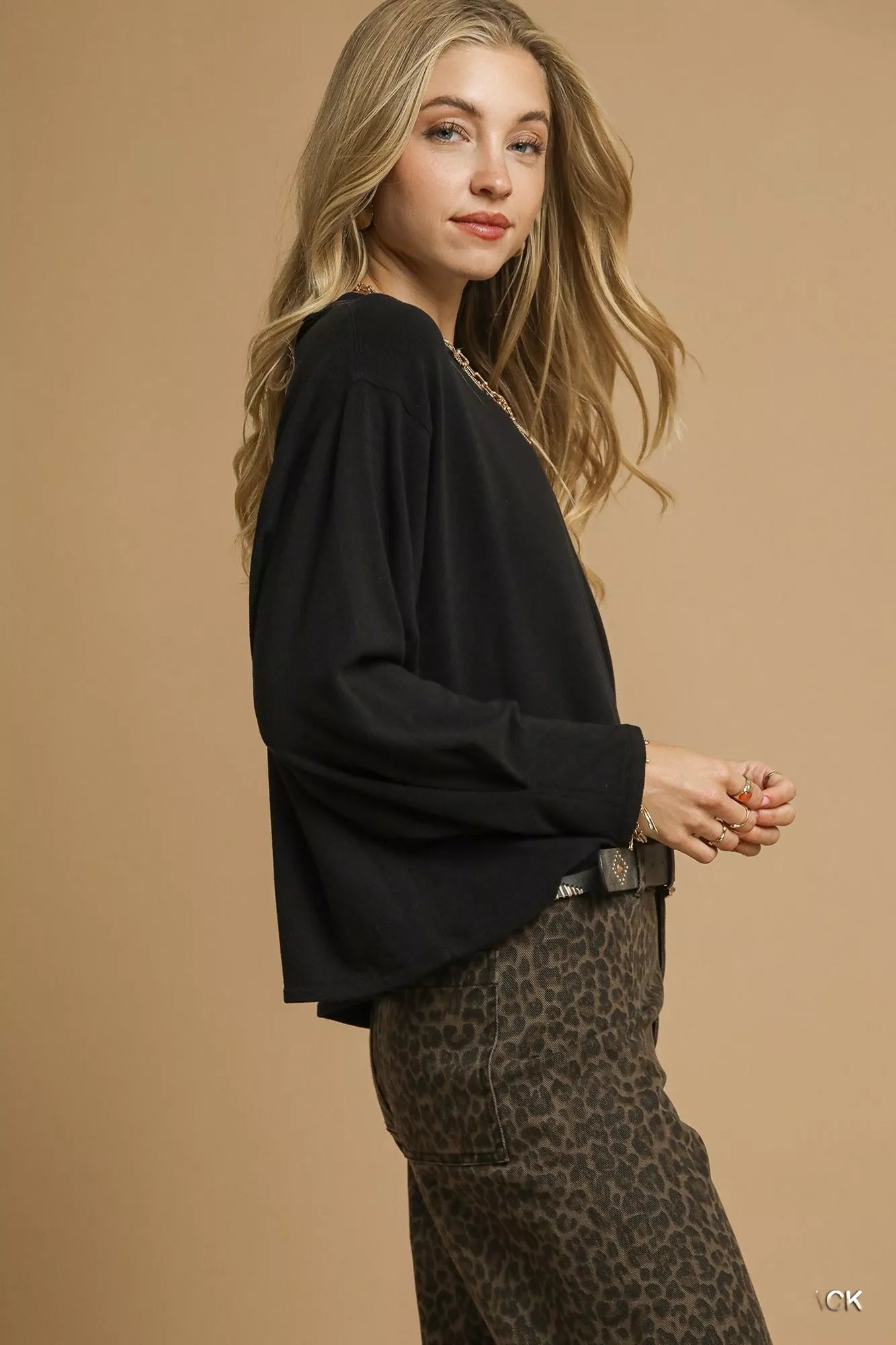 Umgee Brushed Fleeve Crewneck Top | Tops Daverri Fashions
