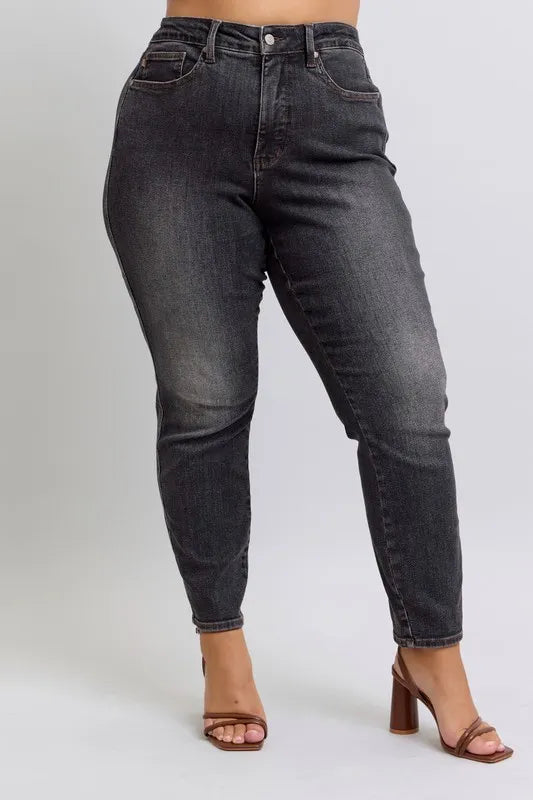 Judy Blue Full Size Mid Rise Tummy Control Slim Jeans Plus Size | Daverri Fashions