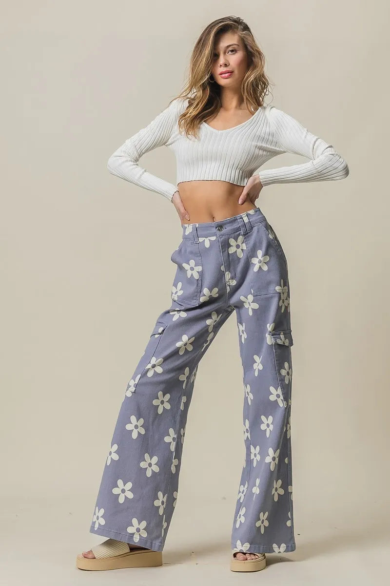 BiBi Flower Printed Side Pocket Wide Pants | Daverri Fashions