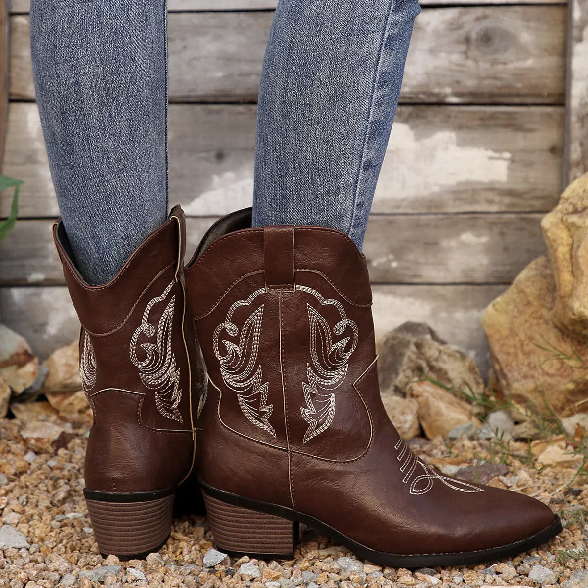 Brown Sami Western Cowboy Boots with Embroidered Design | Boots Daverri Fashions