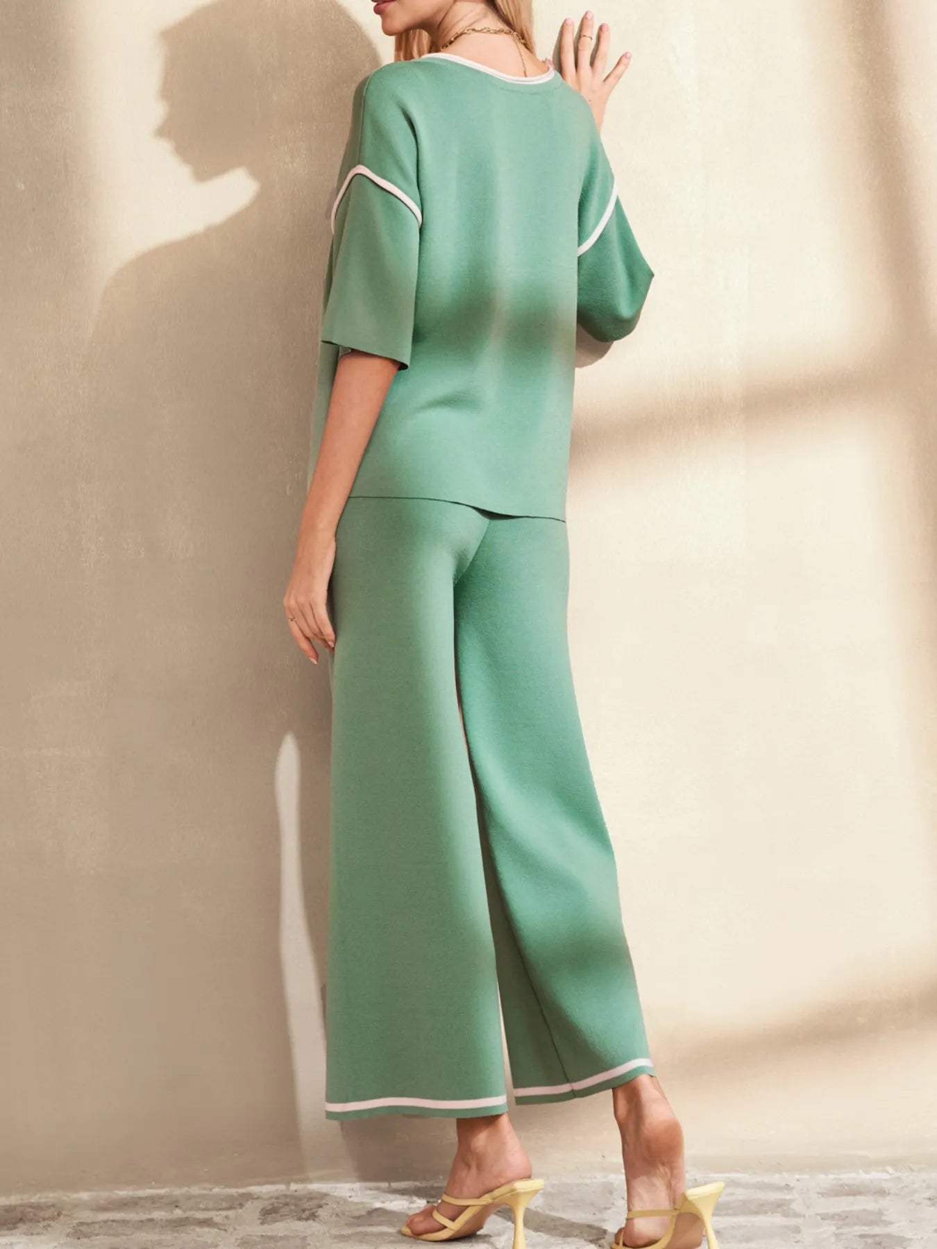 Contrast Trim T-Shirt and Drawstring Pants Set | Loungewear Sets Daverri Fashions