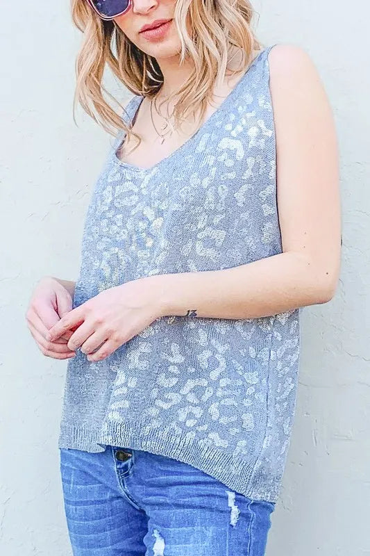 And The Why Leopard Foil Print Sleeveless Sweater Top Sweaters