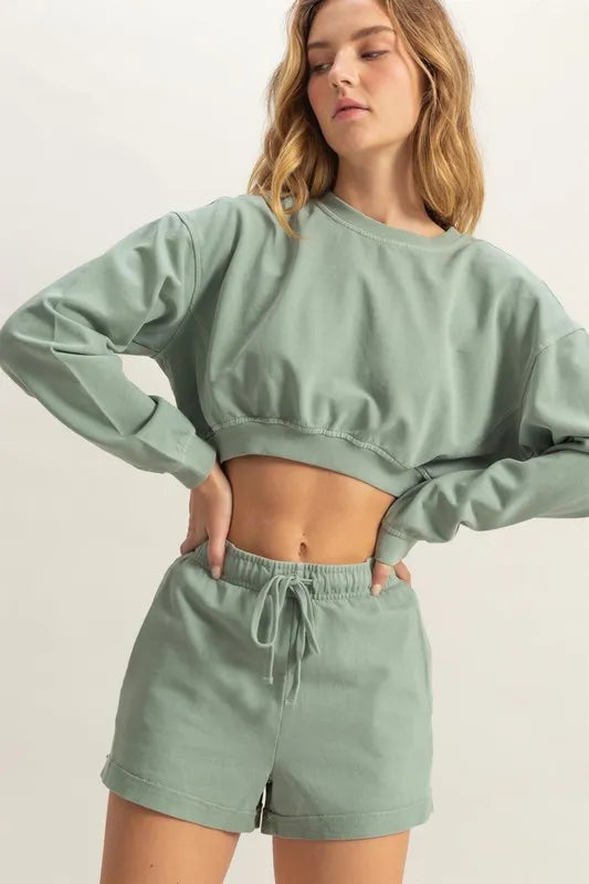 HYFVE Crew Neck Long Sleeve Crop Sweatshirt