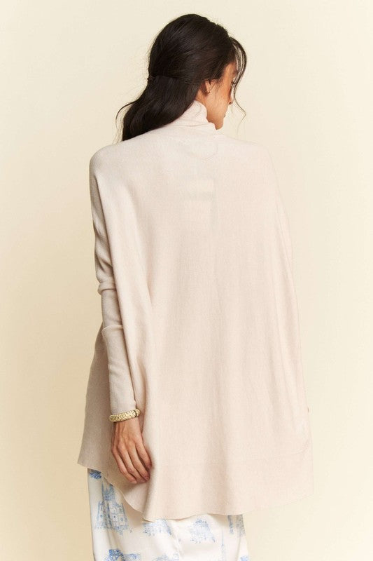 Davi & Dani High-Low Turtleneck Long Sleeve Knit Top