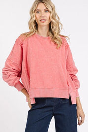 Mittoshop Side Slit Exposed Seam Round Neck Sweatshirt Strawberry S