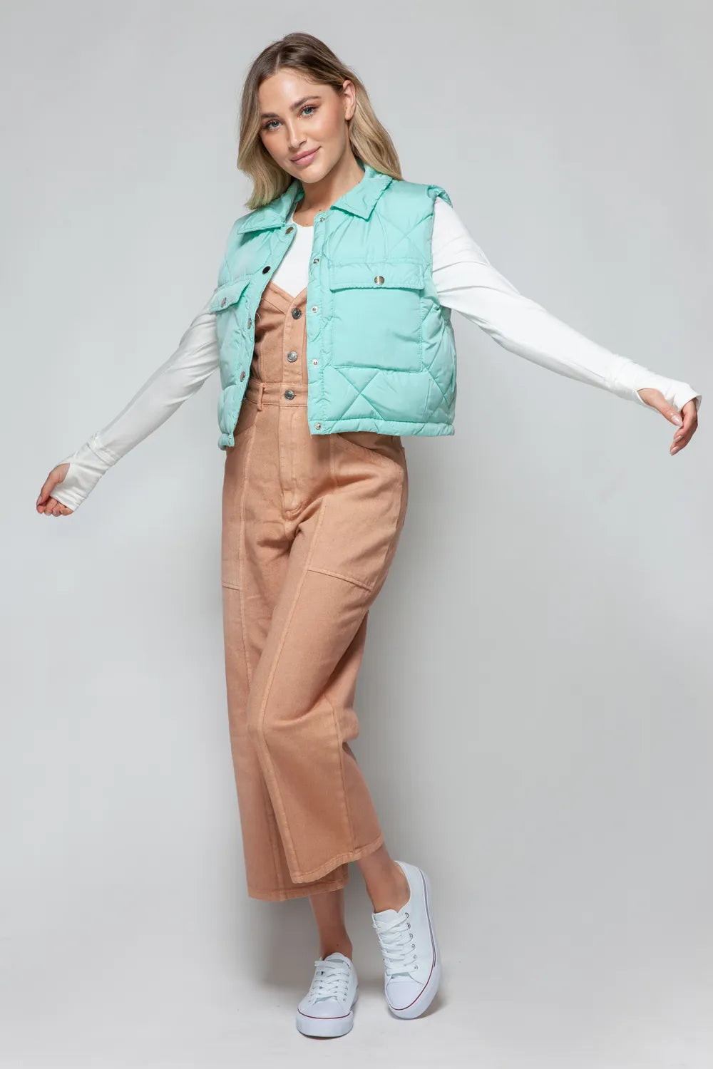Snobbish Snap Down Quilted Crop Vest | Vest Jackets Daverri Fashions