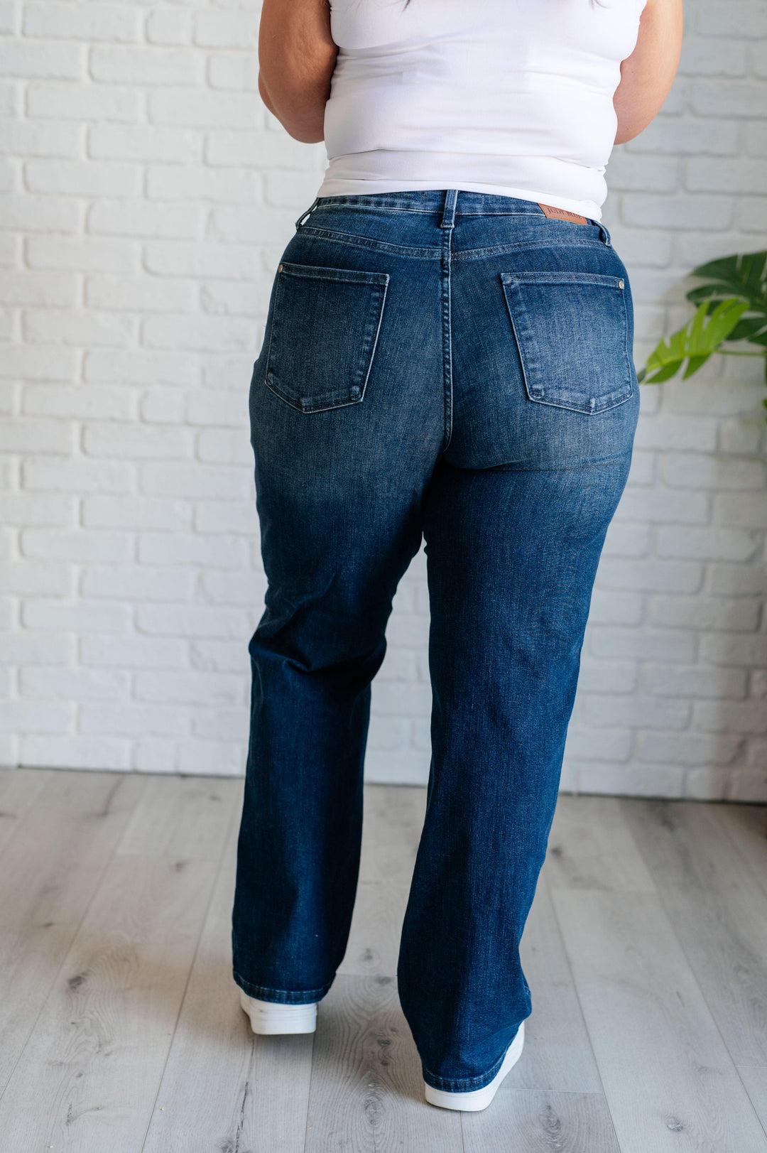 Judy Blue Mid Rise Control Top Classic Straight Jeans Bottoms