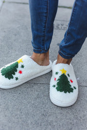 Christmas Tree Print Fleece Slippers | 2024 Blow-Out Sale Daverri Fashions