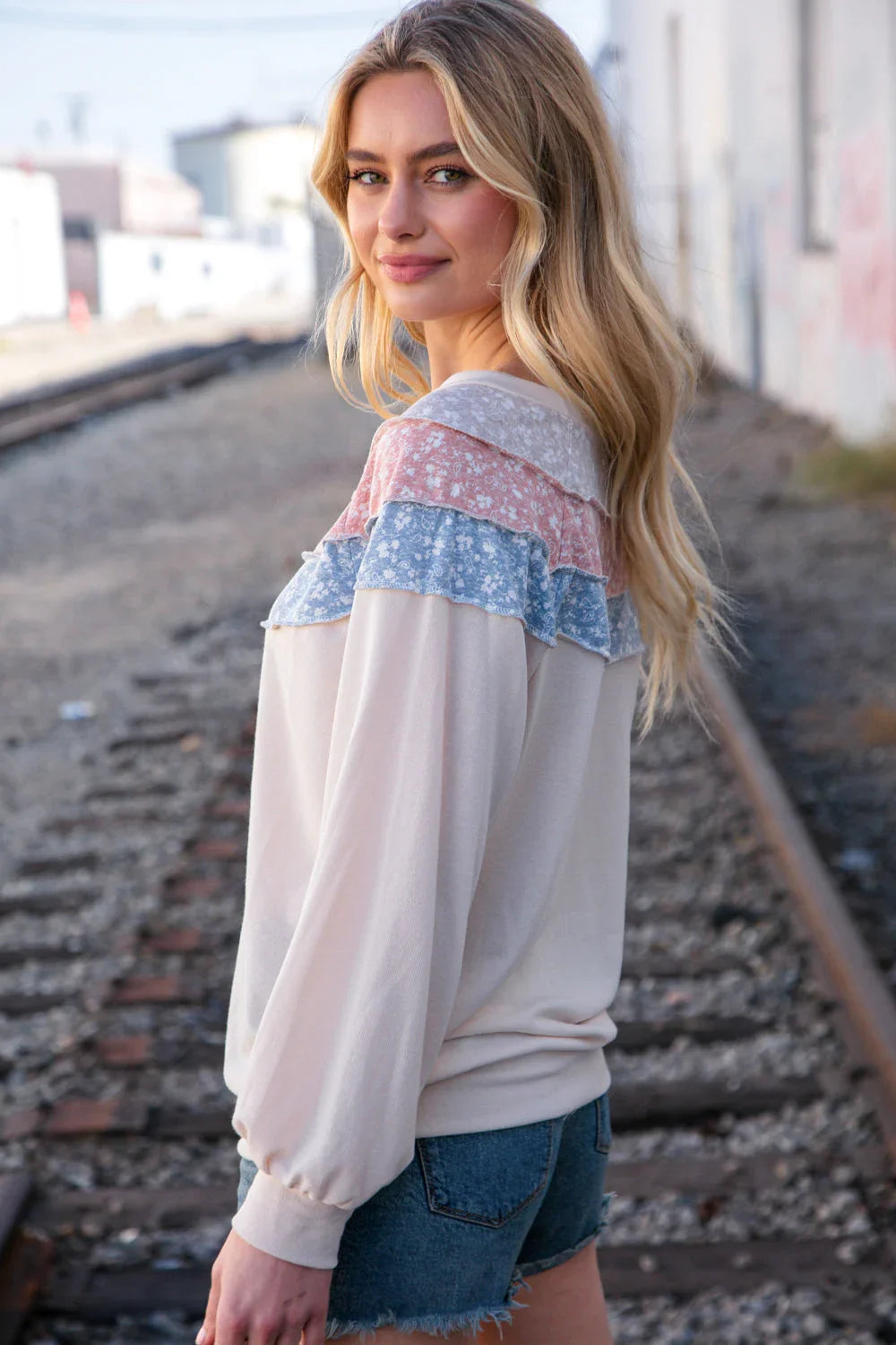 Taupe & Sky Blue Thermal Knit Out Seam Stitch Pullover | 2024 Blow-Out Sale Daverri Fashions