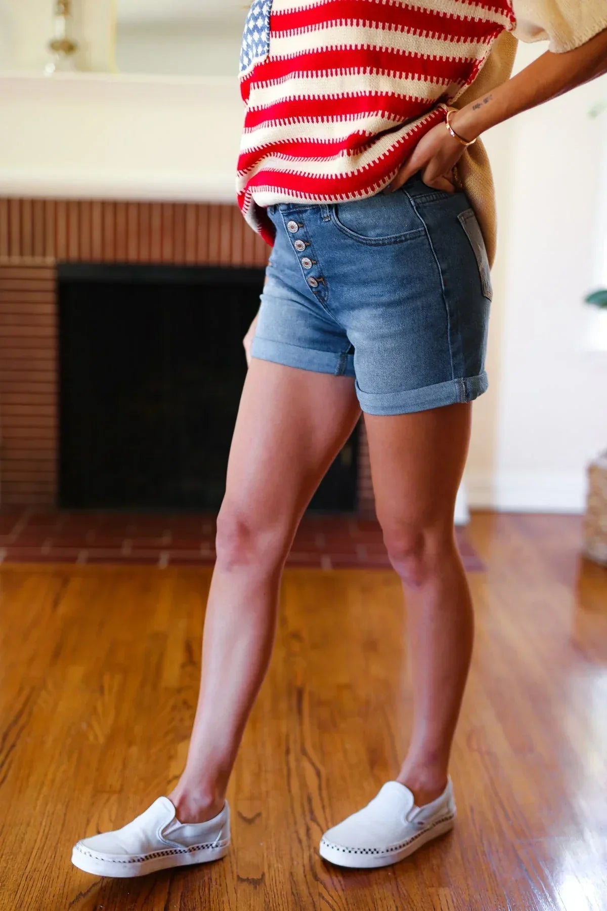 Stars & Stripes Pocket Button Down Cuffed Hem Shorts - DAVERRI FASHIONS
