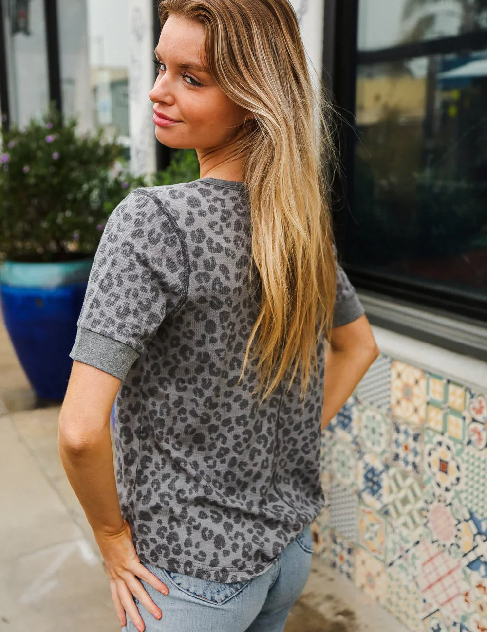Fall For Me Charcoal Animal Print Thermal Snap Tee | Daverri Fashions