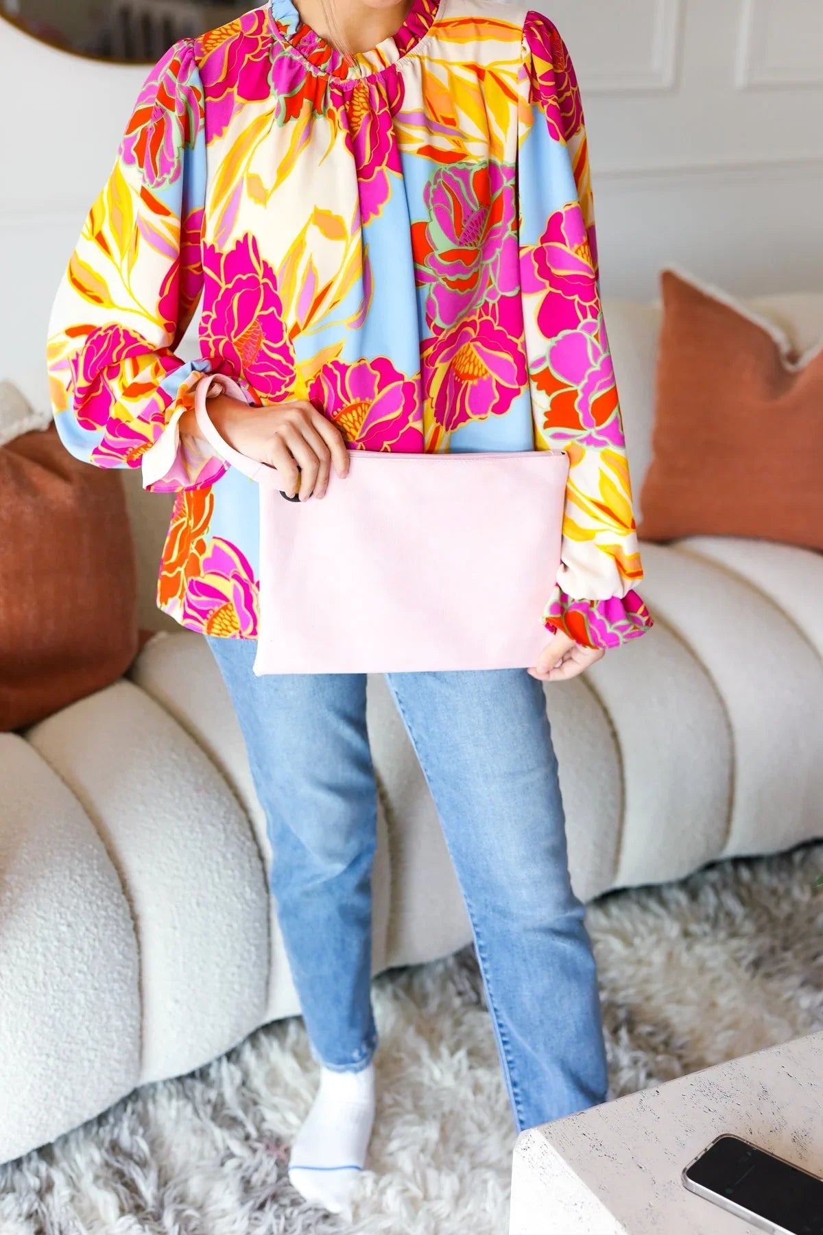 Blush Faux Leather Handle Zipper Clutch | Daverri Fashions