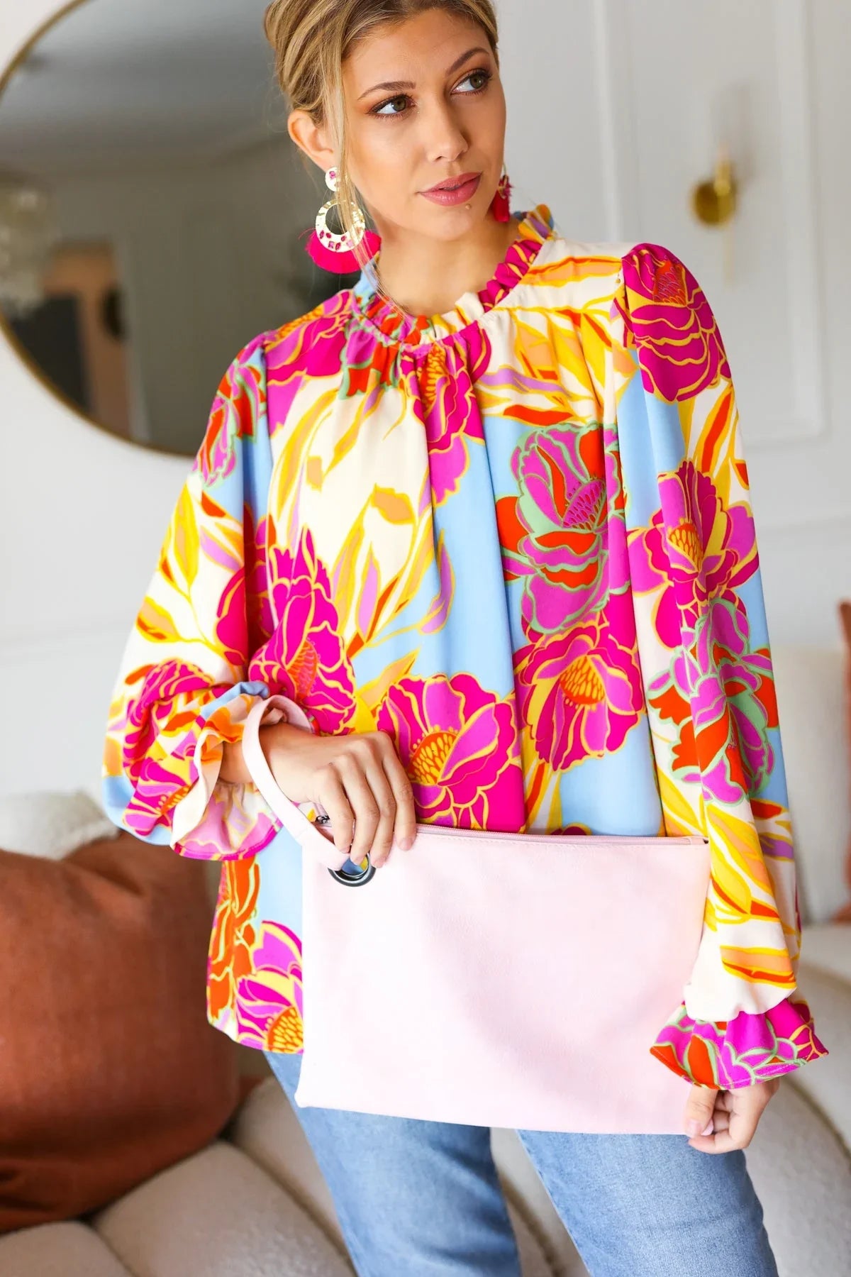 Blush Faux Leather Handle Zipper Clutch | Daverri Fashions