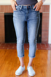 Judy Blue Medium Wash Mid Rise Skinny Capri - DAVERRI FASHIONS