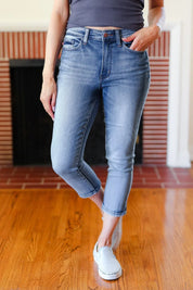 Judy Blue Medium Wash Mid Rise Skinny Capri - DAVERRI FASHIONS