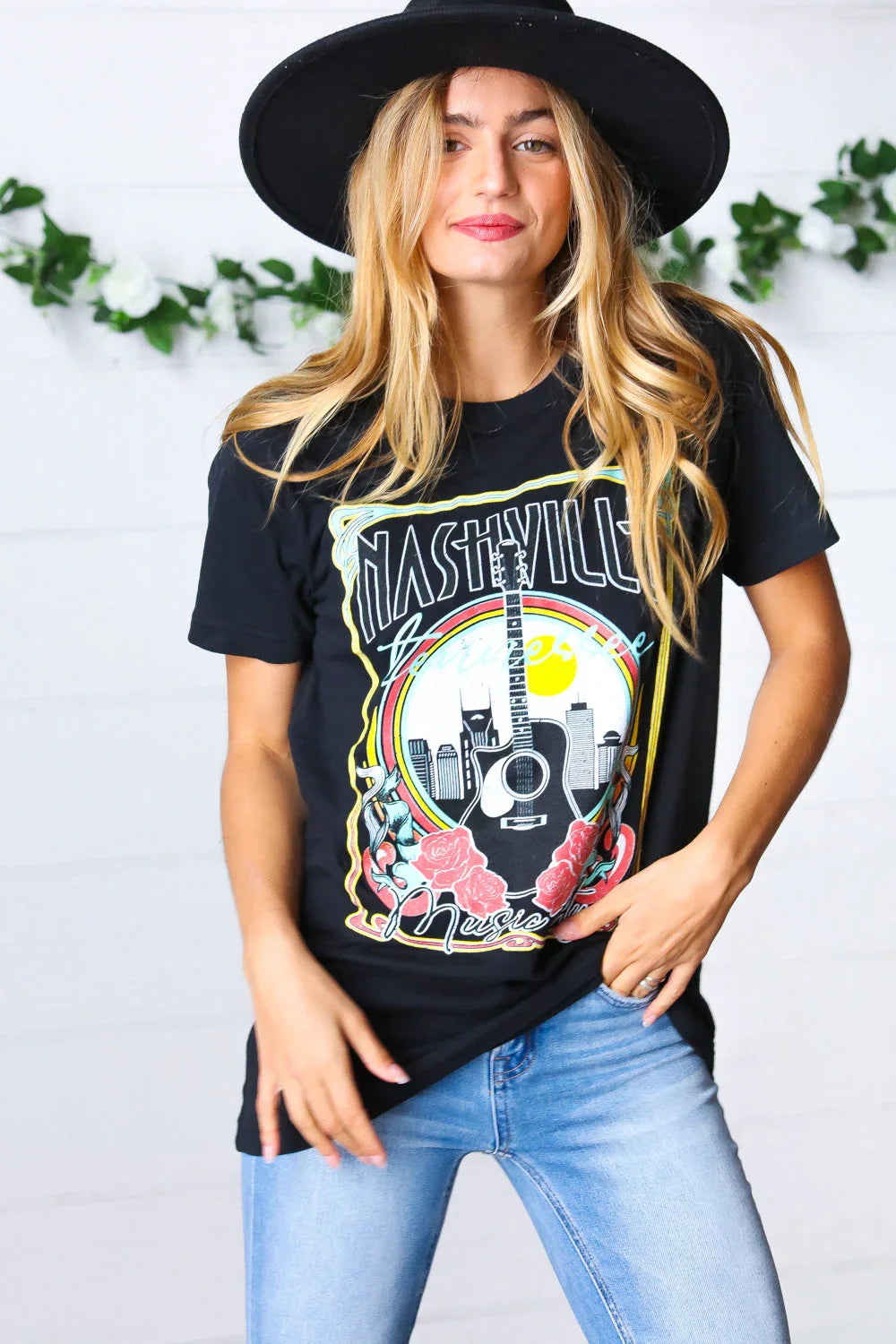 Black Cotton Nashville Graphic Knit Tee | Daverri Fashions