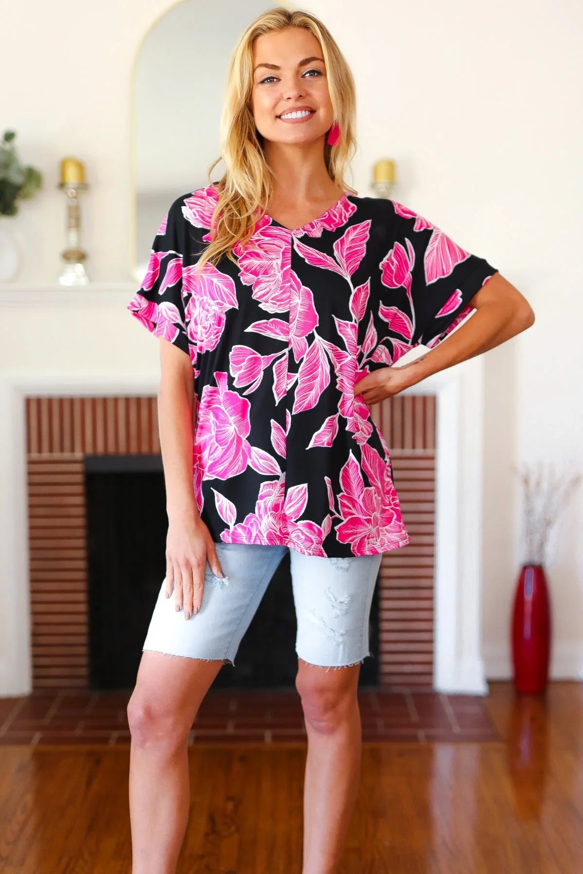 Tropical Vibes Black & Hot Pink Floral V Neck Top | Daverri Fashions