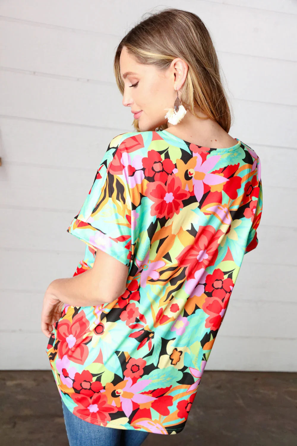 Multicolor Tropical Floral V Neck Drop Shoulder Top | Daverri Fashions