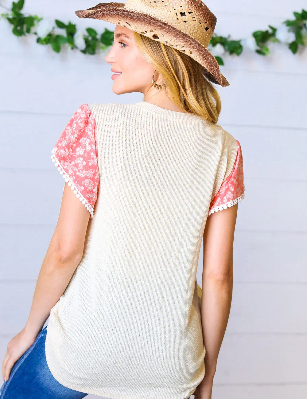 Coral & Sand Floral Short Flutter Sleeve Top | Daverri Fashions