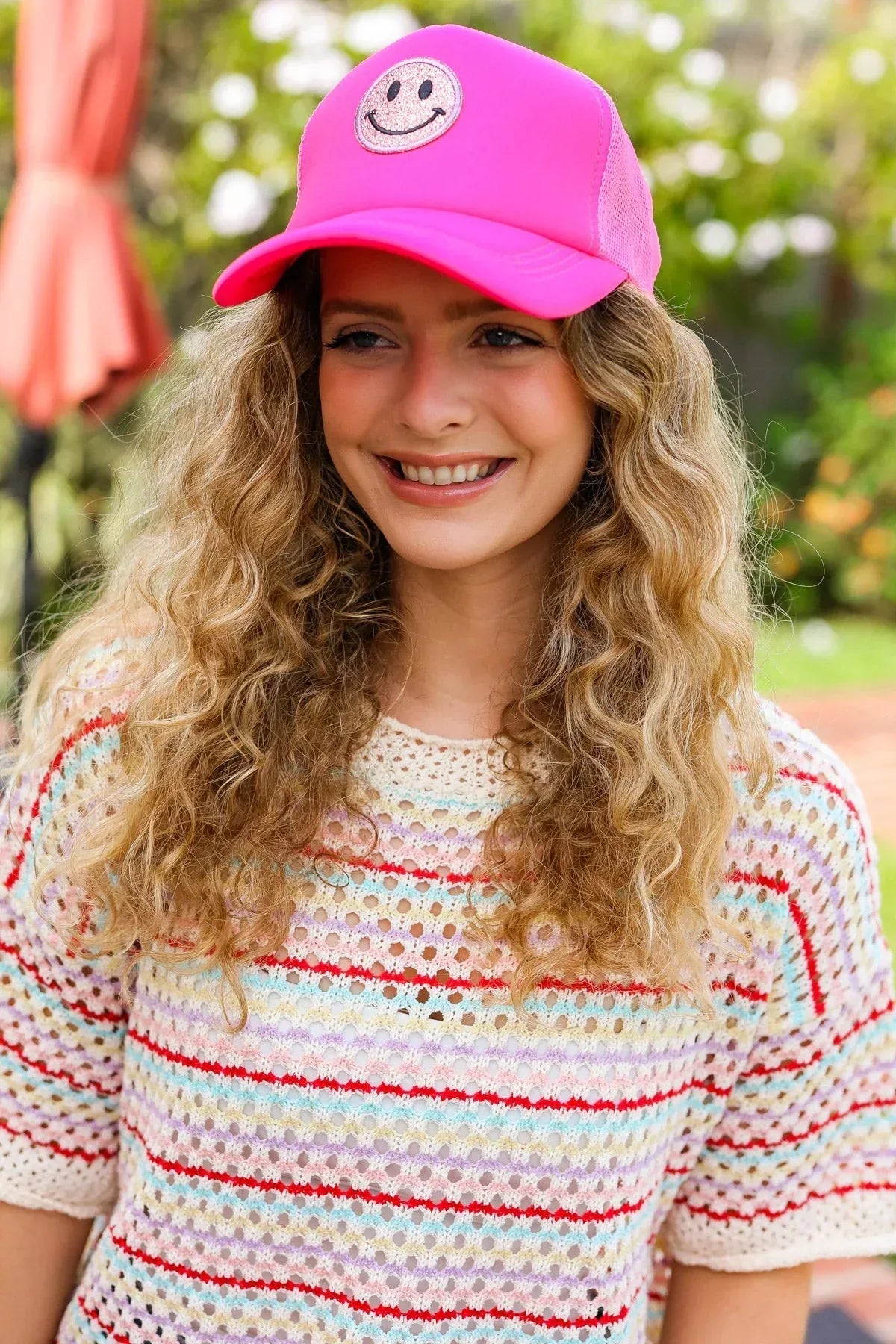 Neon Pink Glitter Smiley Face Mesh Trucker Hat - DAVERRI FASHIONS