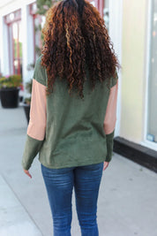 Holiday Vibes Taupe/Green Fleece Zip Up Cinched Hem Pullover | Daverri Fashions