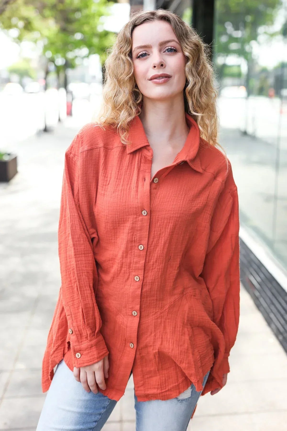 Everyday Rust Button Down Sharkbite Cotton Tunic Top - DAVERRI FASHIONS