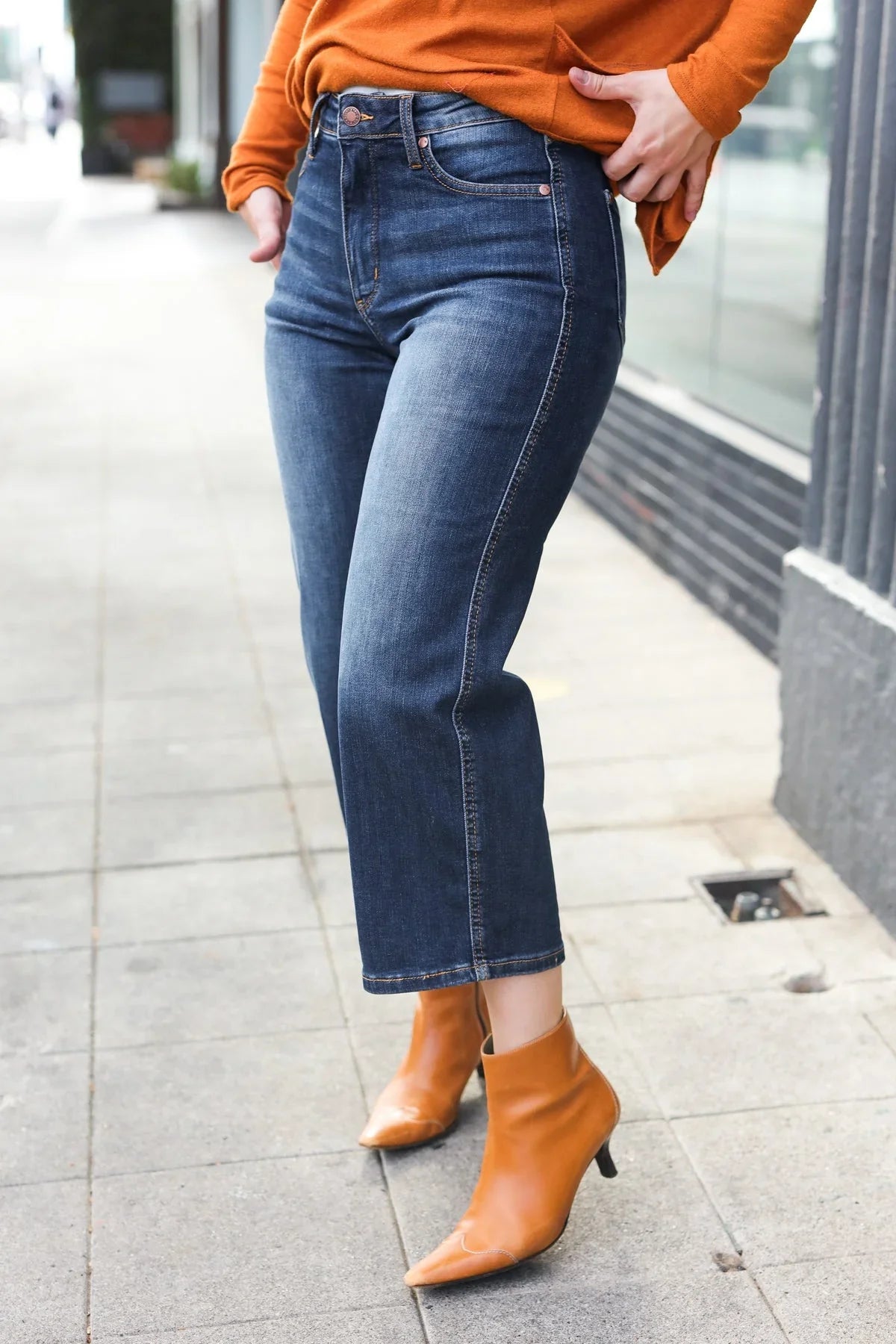 Judy Blue Dark Wash Mid Rise Cropped Wide Leg Jeans | Daverri Fashions