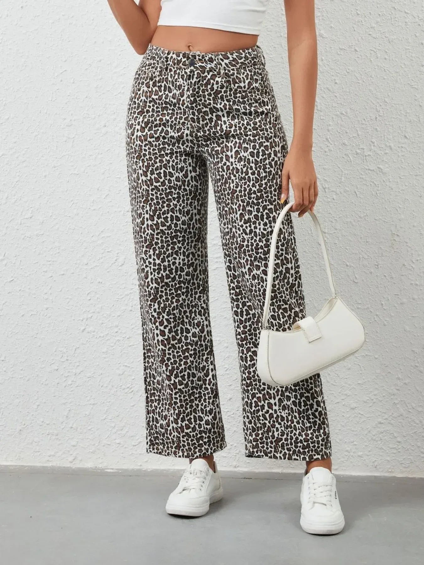 Leopard Print Wide Leg Jeans - DAVERRI FASHIONS