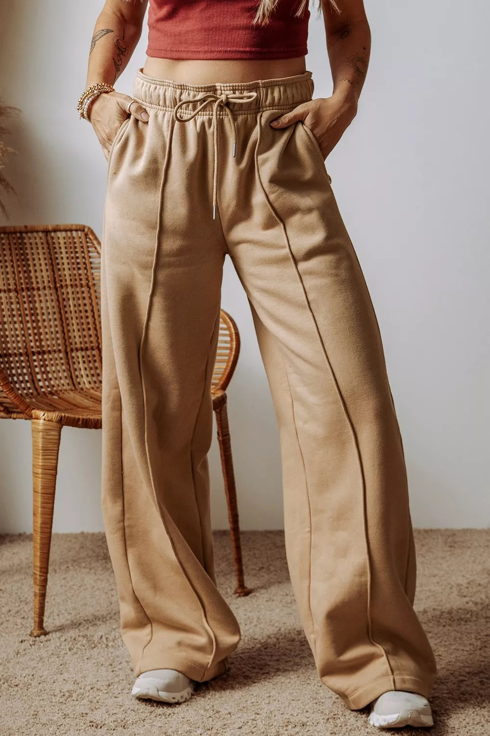 Daverri wide-leg drawstring pants in beige with side seams