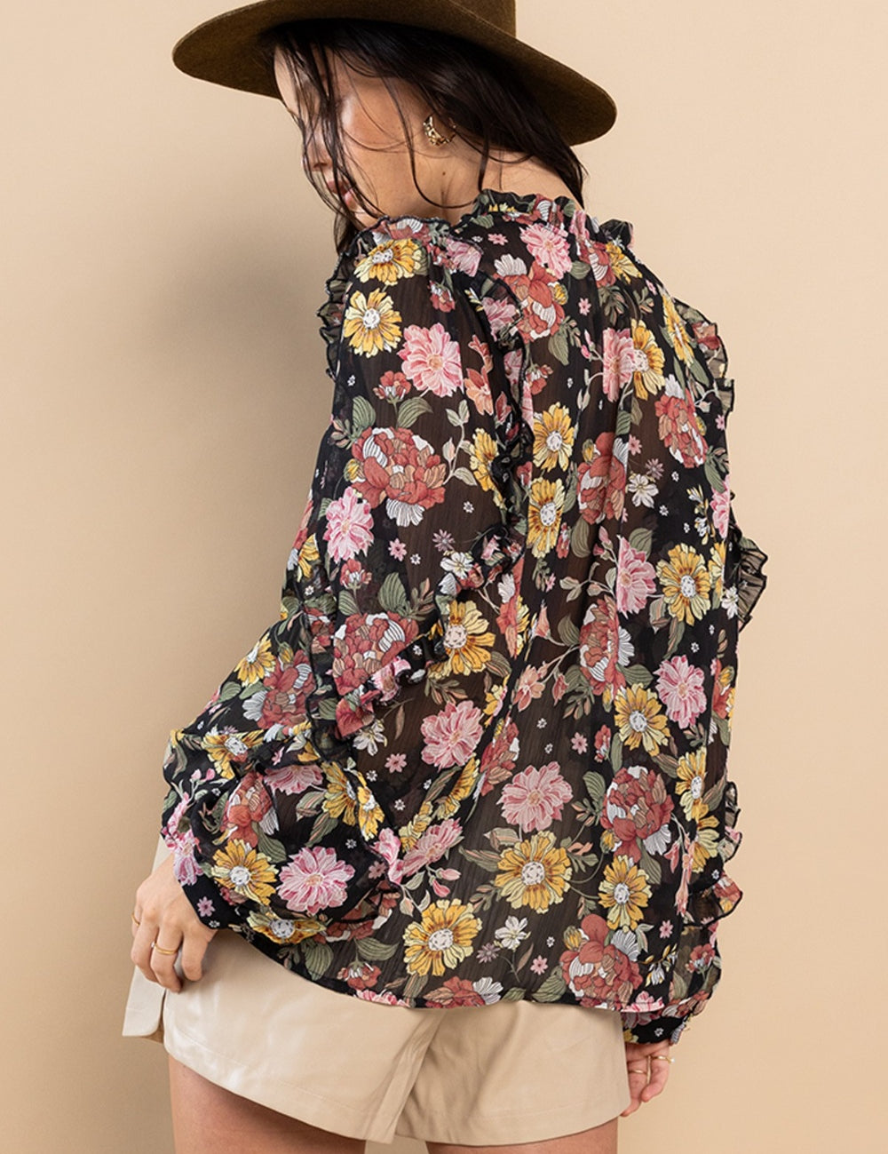 Ces Femme Ruffle Trim Long Sleeve Floral Blouse