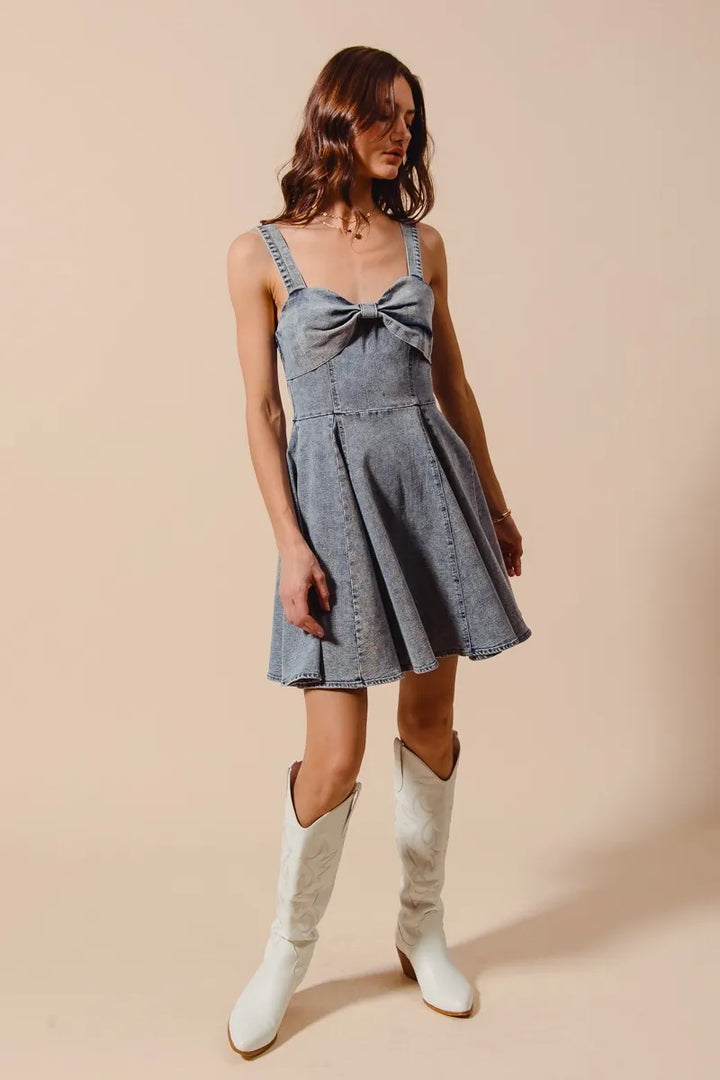 SO ME Mineral Washed Bow Ribbon Denim Flare Dress Mini Dresses