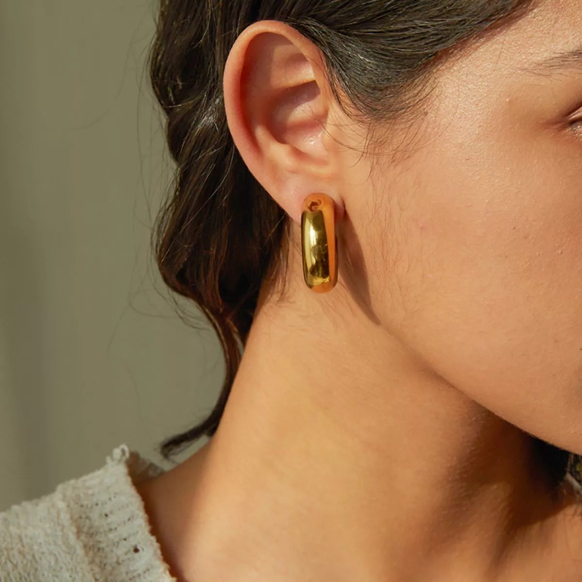 18K Gold-Plated C-Hoop Earrings | Earrings Daverri Fashions