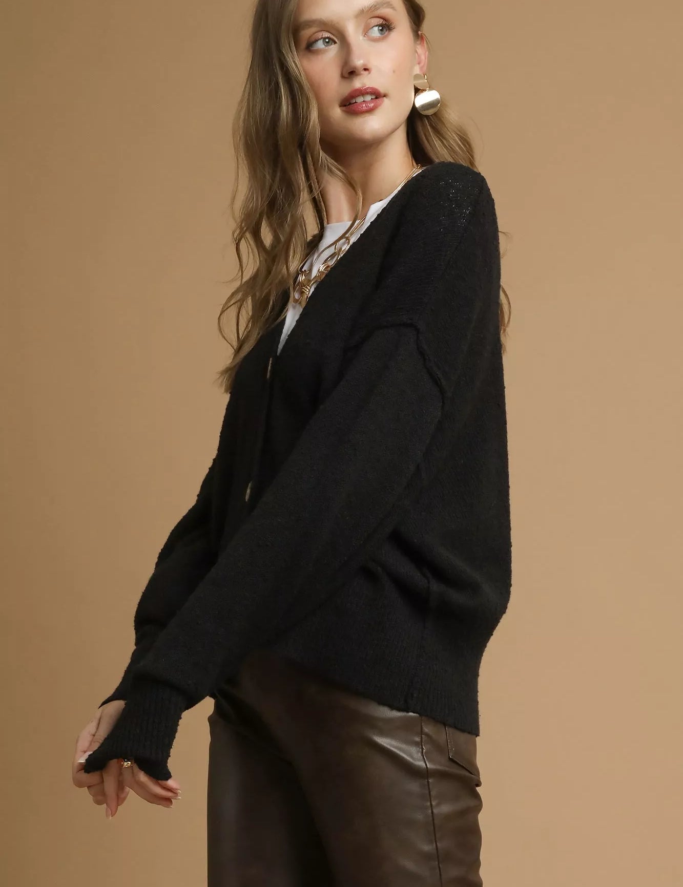 Umgee Button-Front V-Neck Knit Cardigan | Cardigans Daverri Fashions
