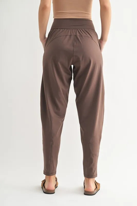 MONO B Flowbarrel High Waist Active Pants
