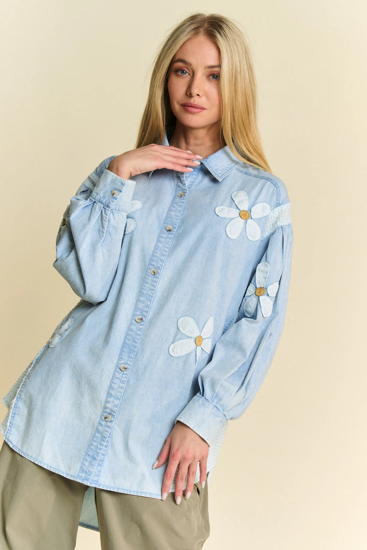 Davi & Dani Lightweight Washed Daisy Patch Waffle Knit Shirt Shirts