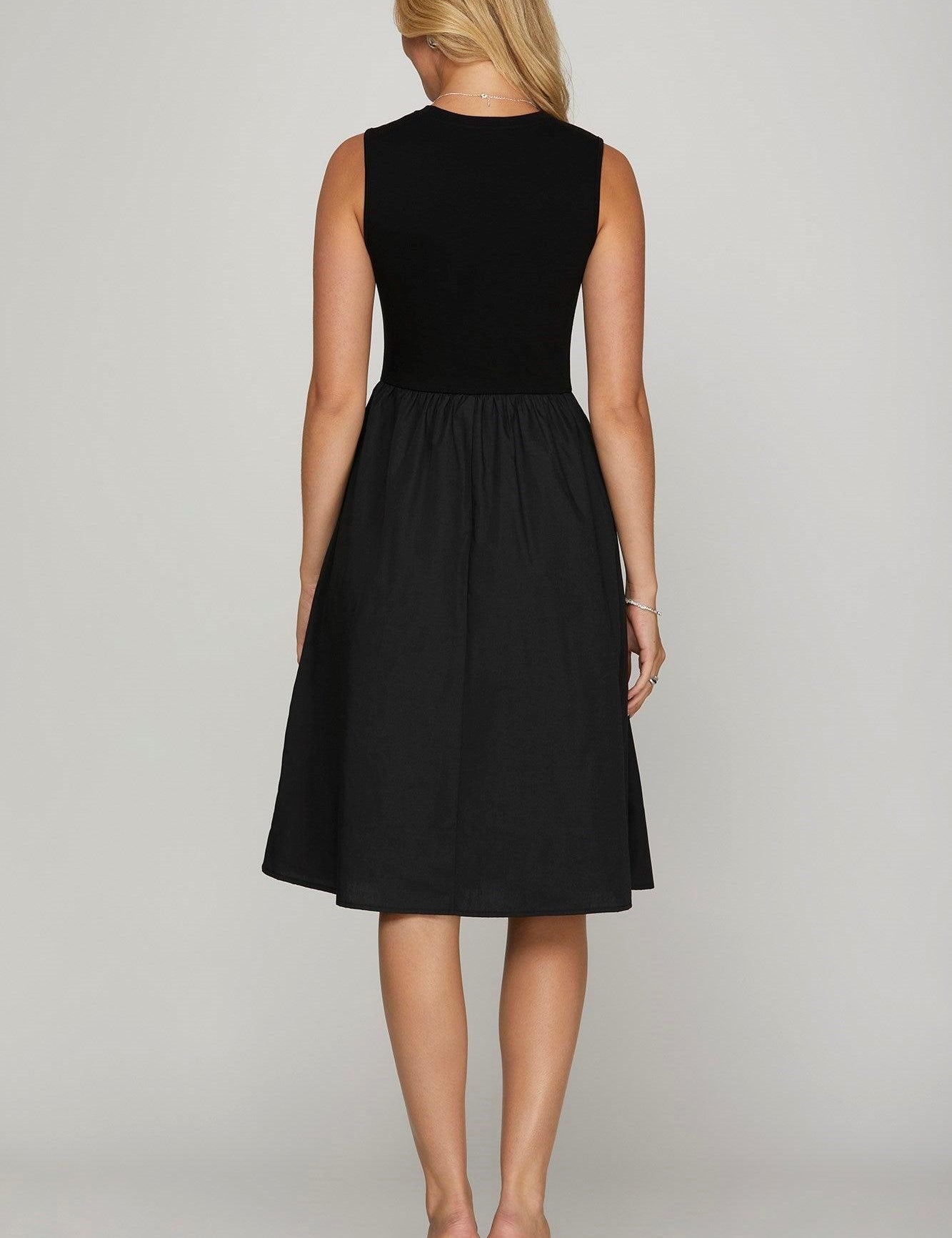 She + Sky Full Size Sleeveless Poplin Woven Midi Dress with Pockets Plus Size | Midi Dresses Daverri Fashions