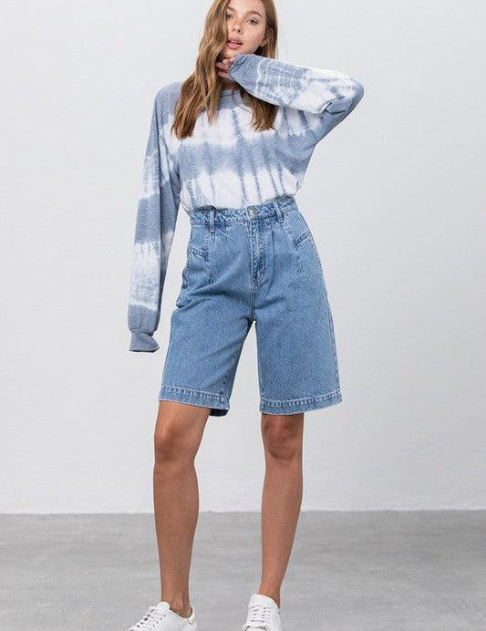 MEDIUM BLUE WASH DENIM MOM SHORTS MEDIUM