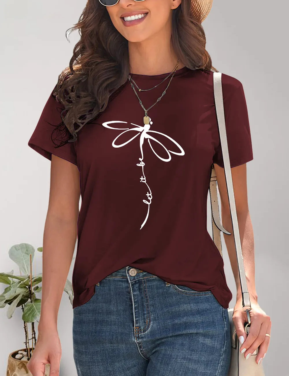 Burgundy dragonfly print short sleeve round neck t-shirt