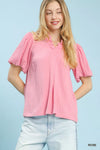 Umgee Seersucker Puff Sleeve Blouse in pink textured v-neck with ruffles