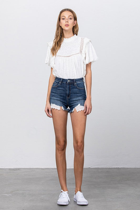 HIGH WAIST WITH LACE LINING TRIM SHORTS Denim Shorts