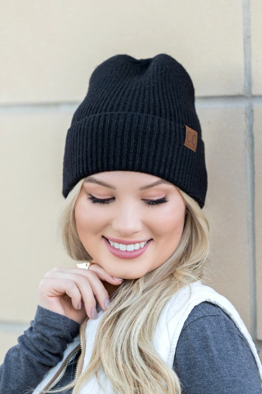 Black OneSize CC Fine Yarn Cuff Beanie | Daverri Fashions