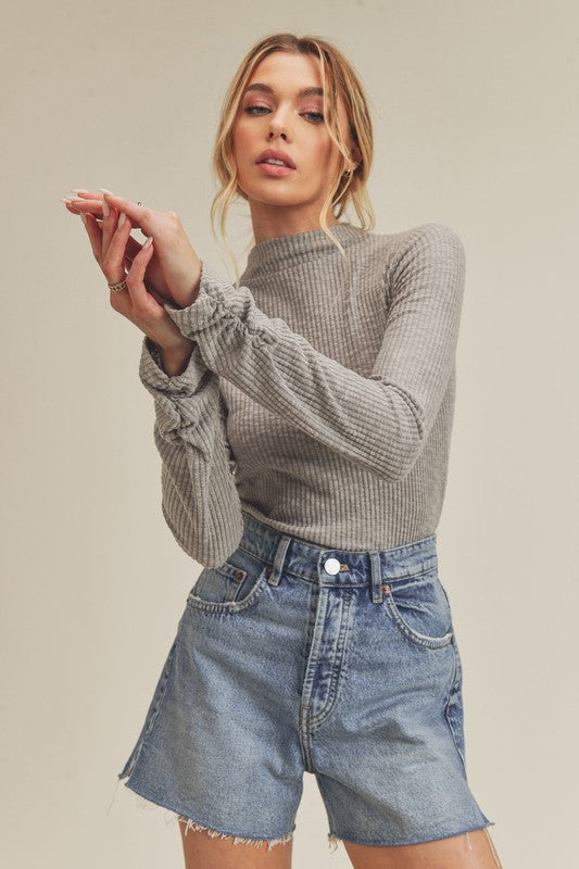 Aemi + Co gray ribbed mock neck top with ruched long sleeves