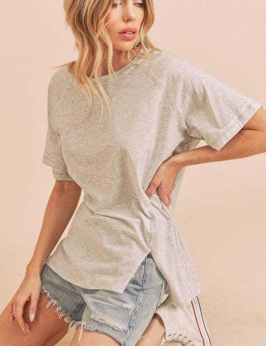WHITE Aemi+Co Oversized Asymmetrical Side Slit Crewneck T-Shirt | T-Shirts Daverri Fashions