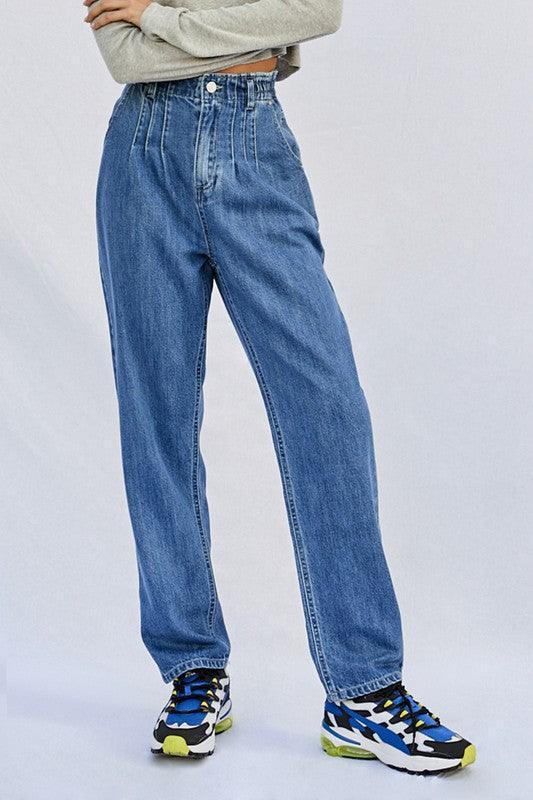Super High Rise Pleated Mom Jeans - DAVERRI FASHIONS