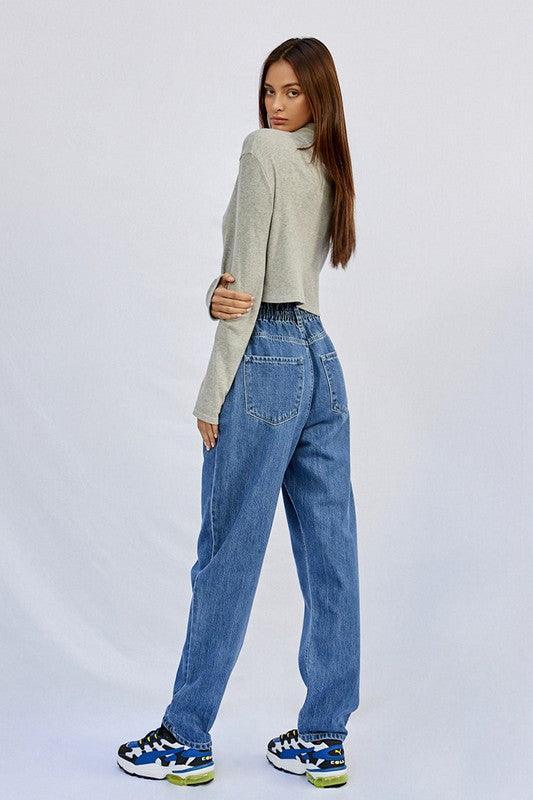 Super High Rise Pleated Mom Jeans - DAVERRI FASHIONS